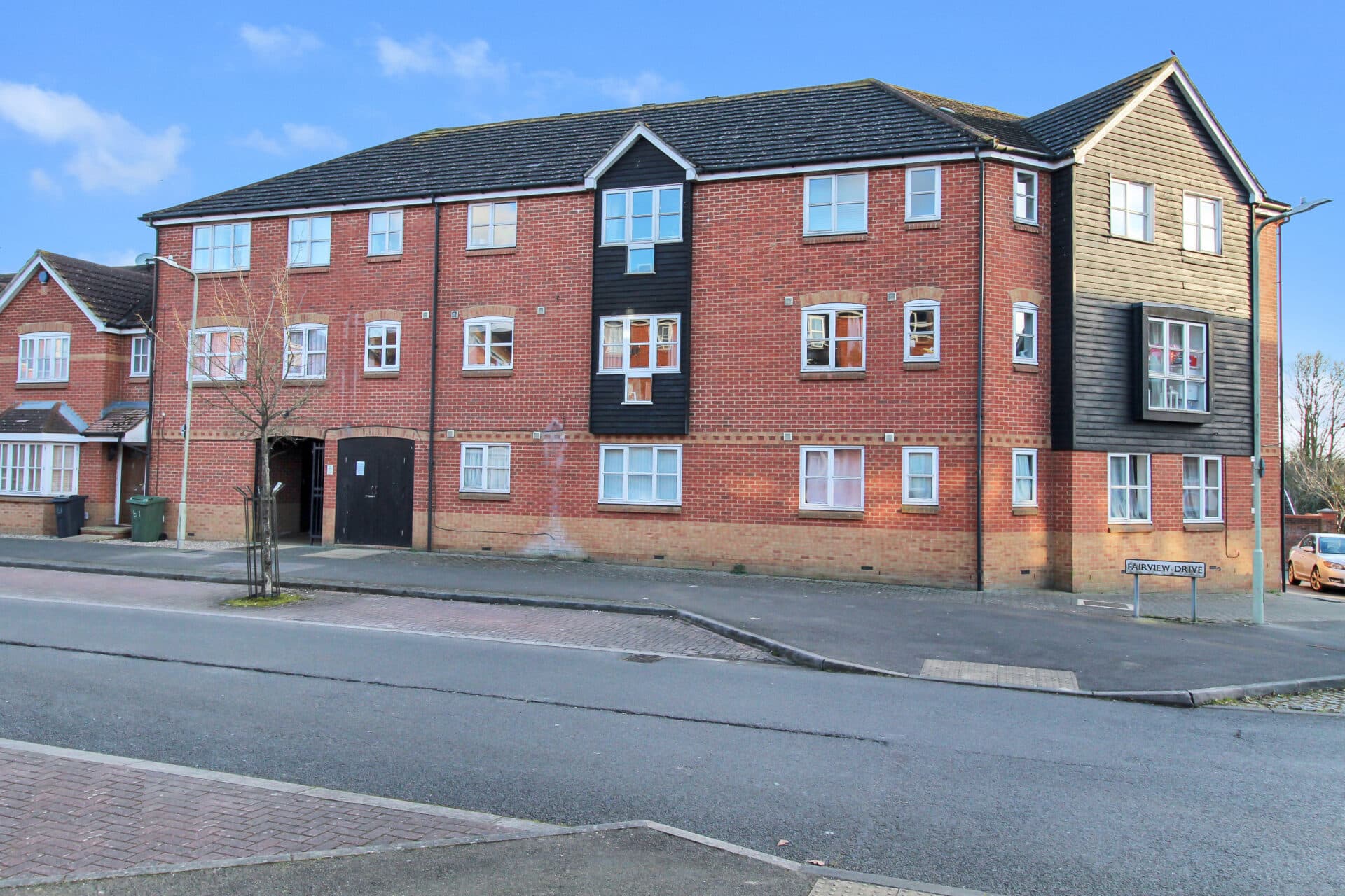 Riverbank Way, Ashford, TN24