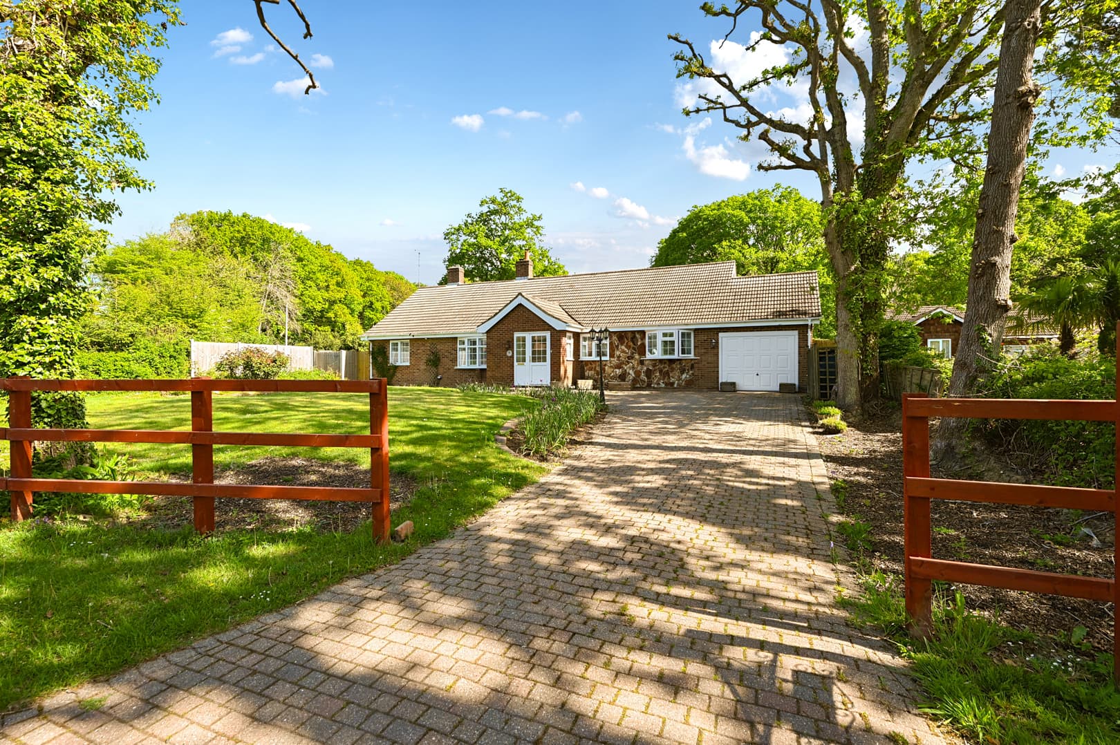 Bromley Green Road, Ruckinge, TN26