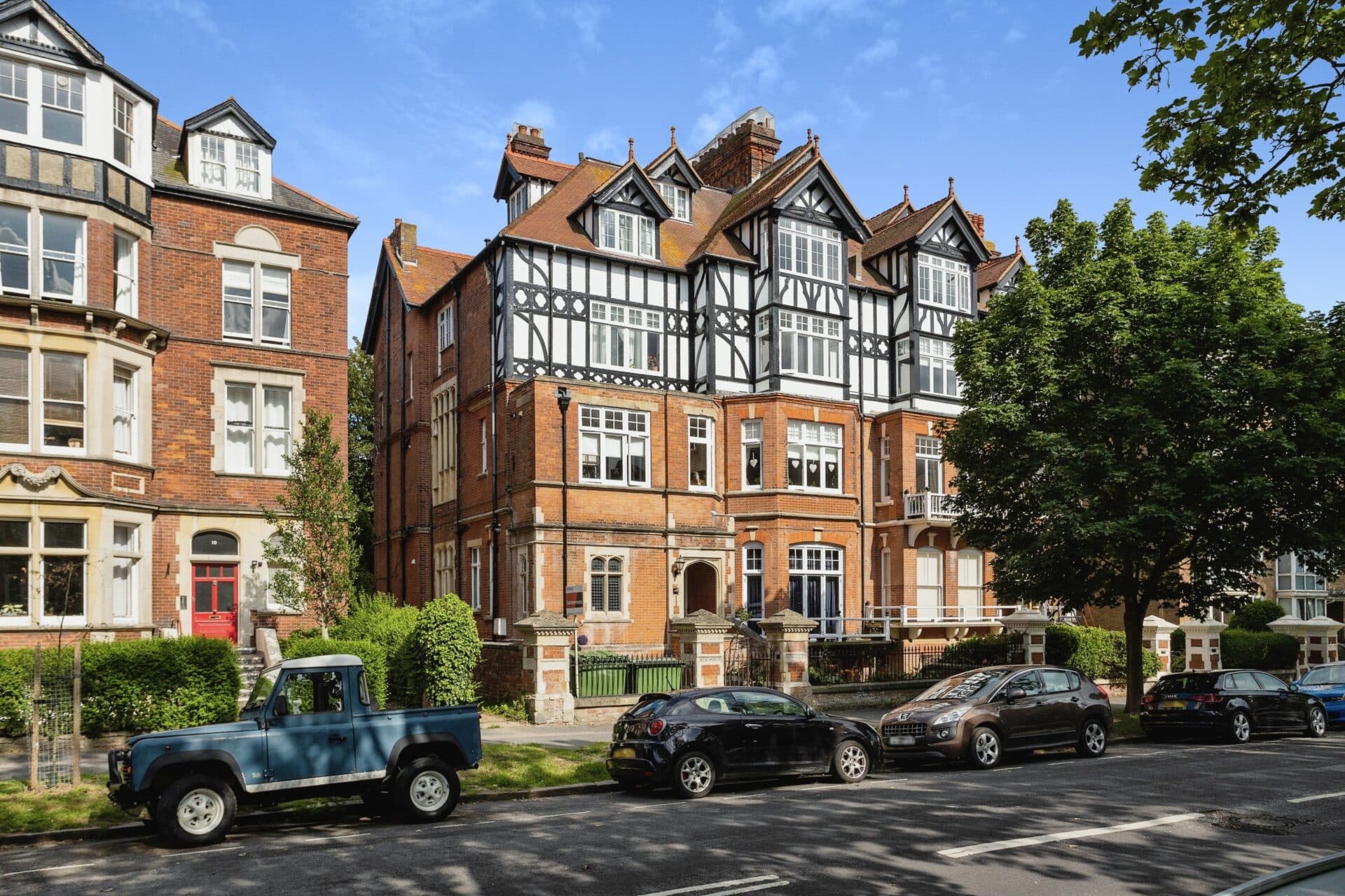 Earls Avenue, Folkestone, CT20