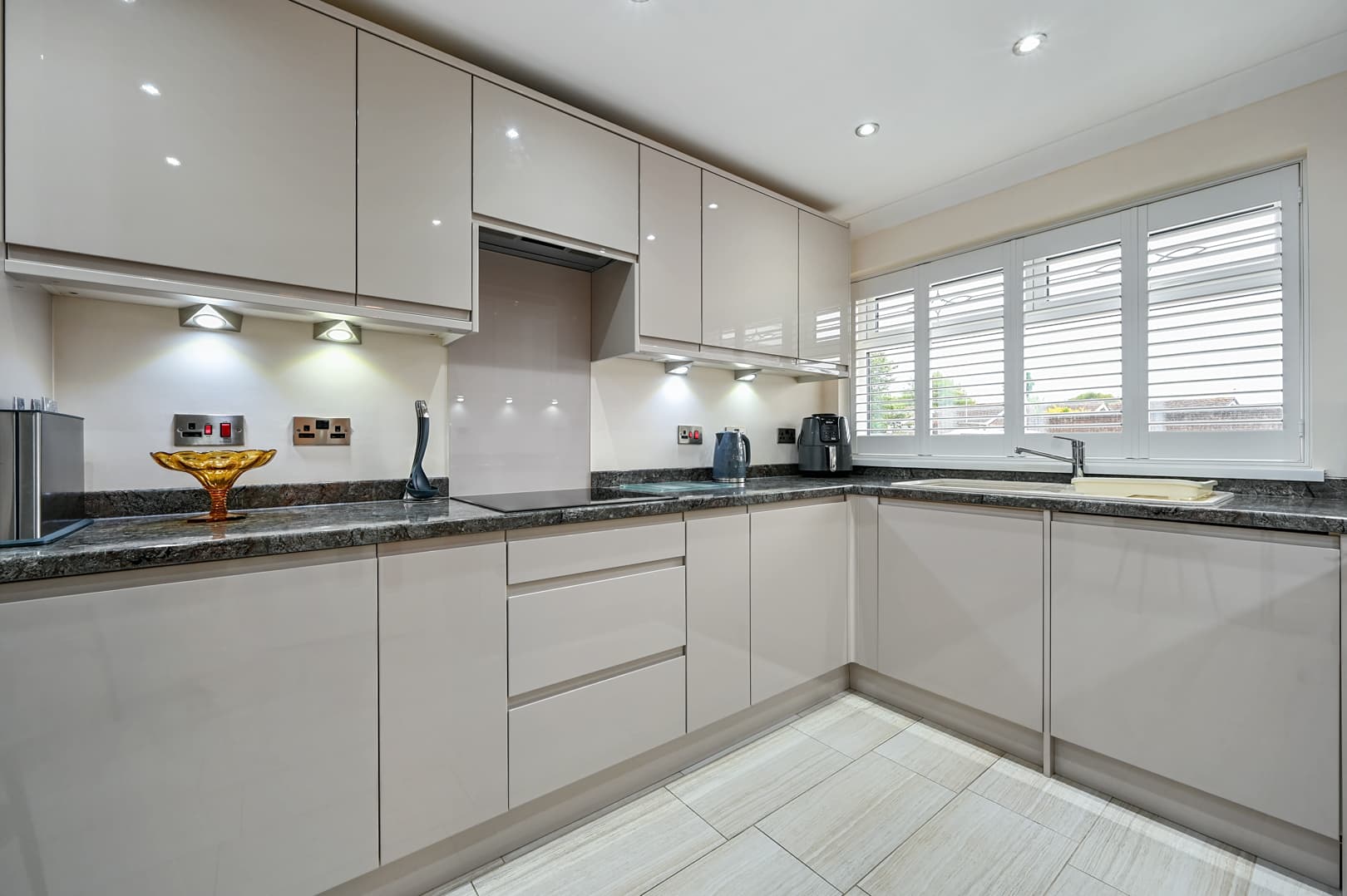 Lynwood, Folkestone, CT19