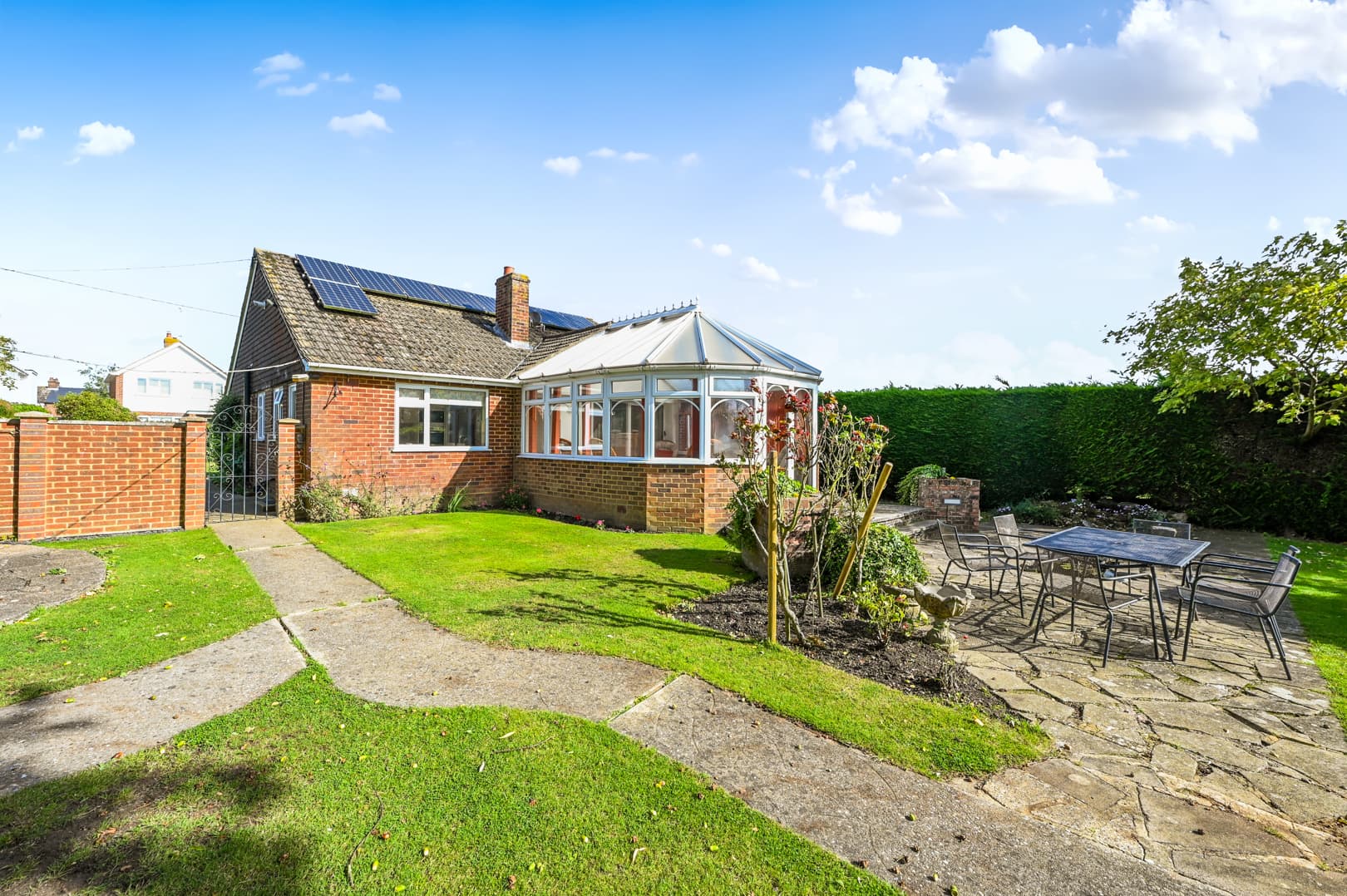 Front Road, Woodchurch, TN26