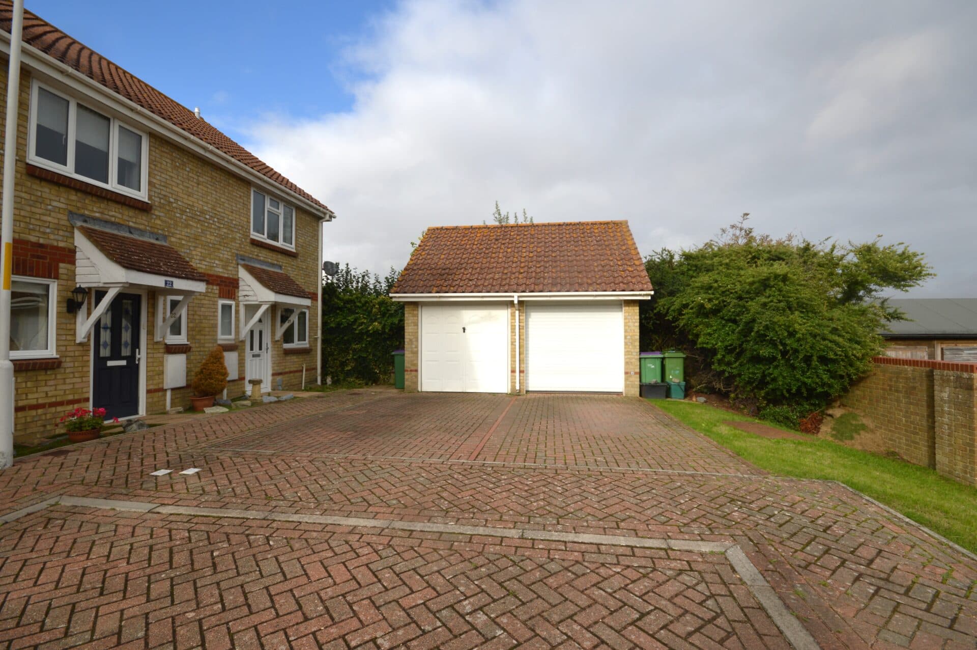 Oakham Drive, Lydd, TN29