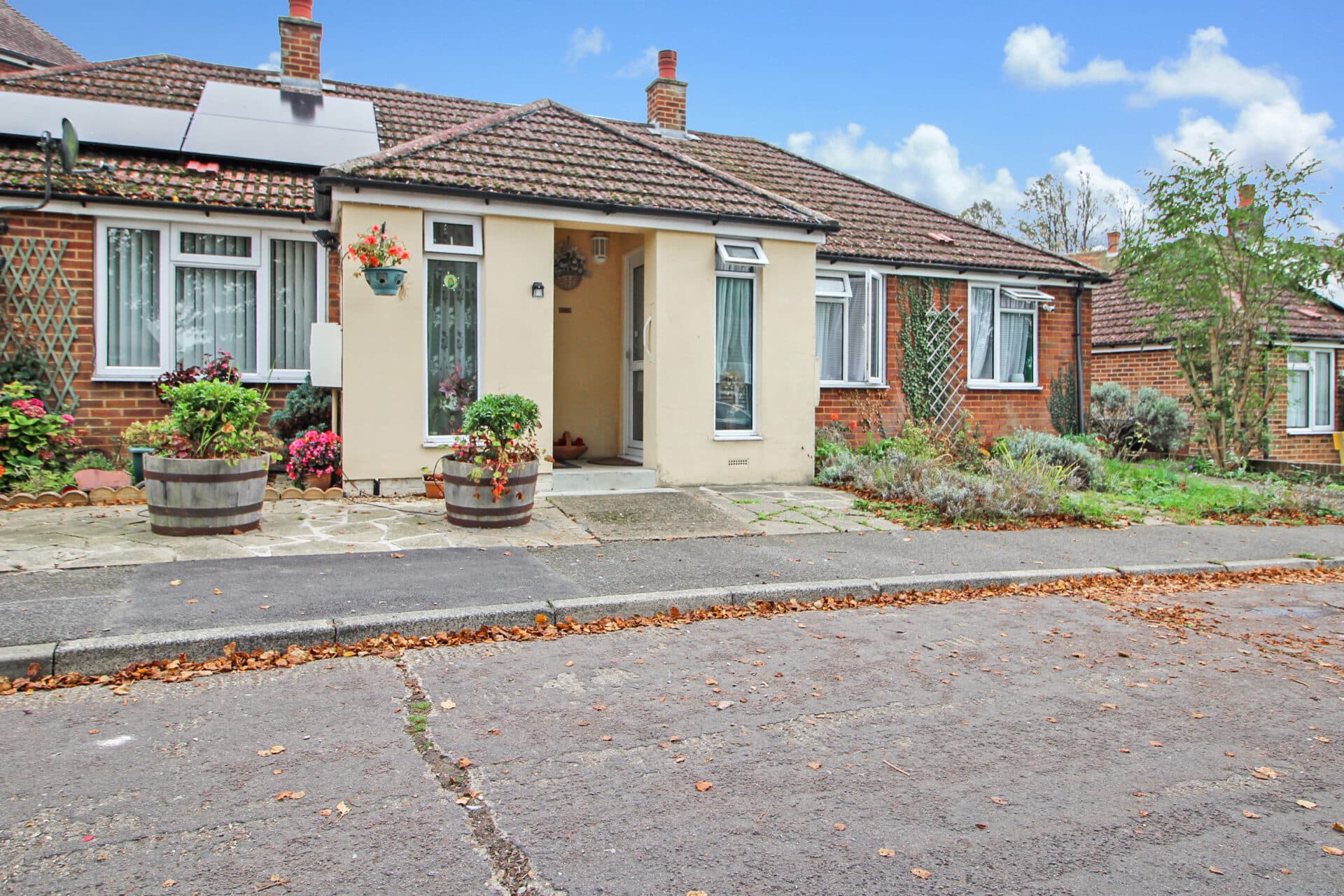 Downs Close, Charing, TN27