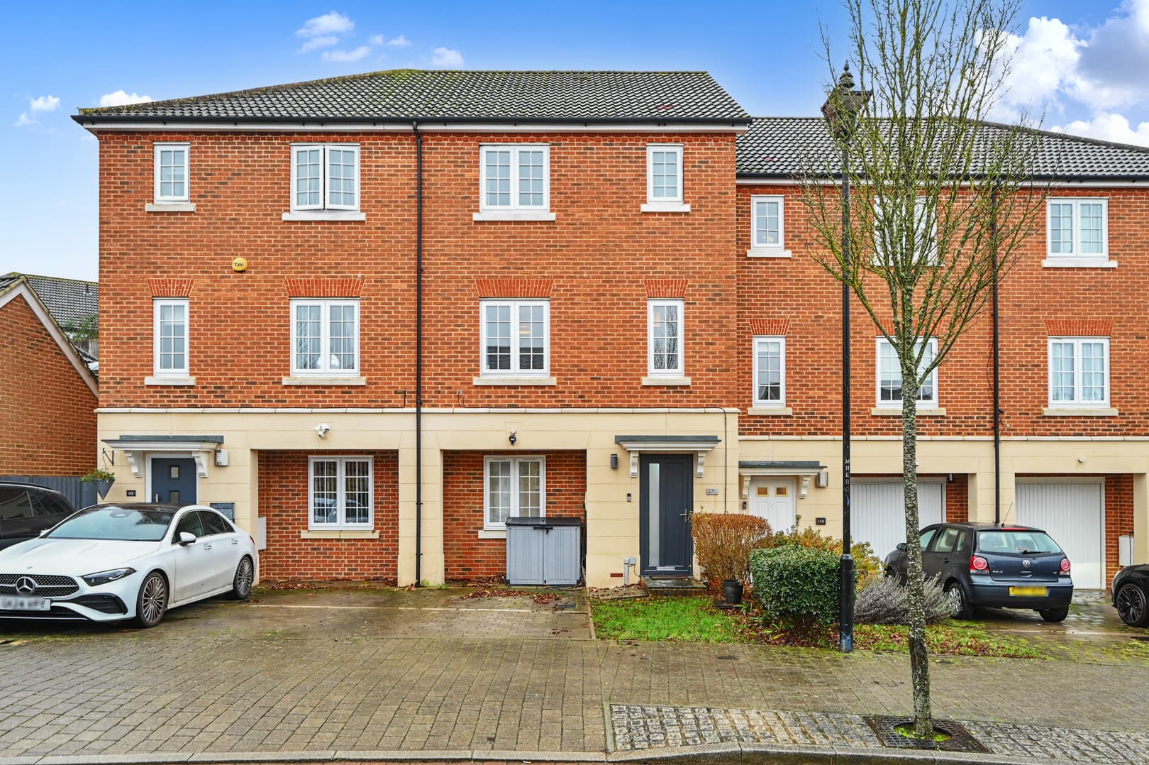 Running Foxes Lane, Ashford, TN23