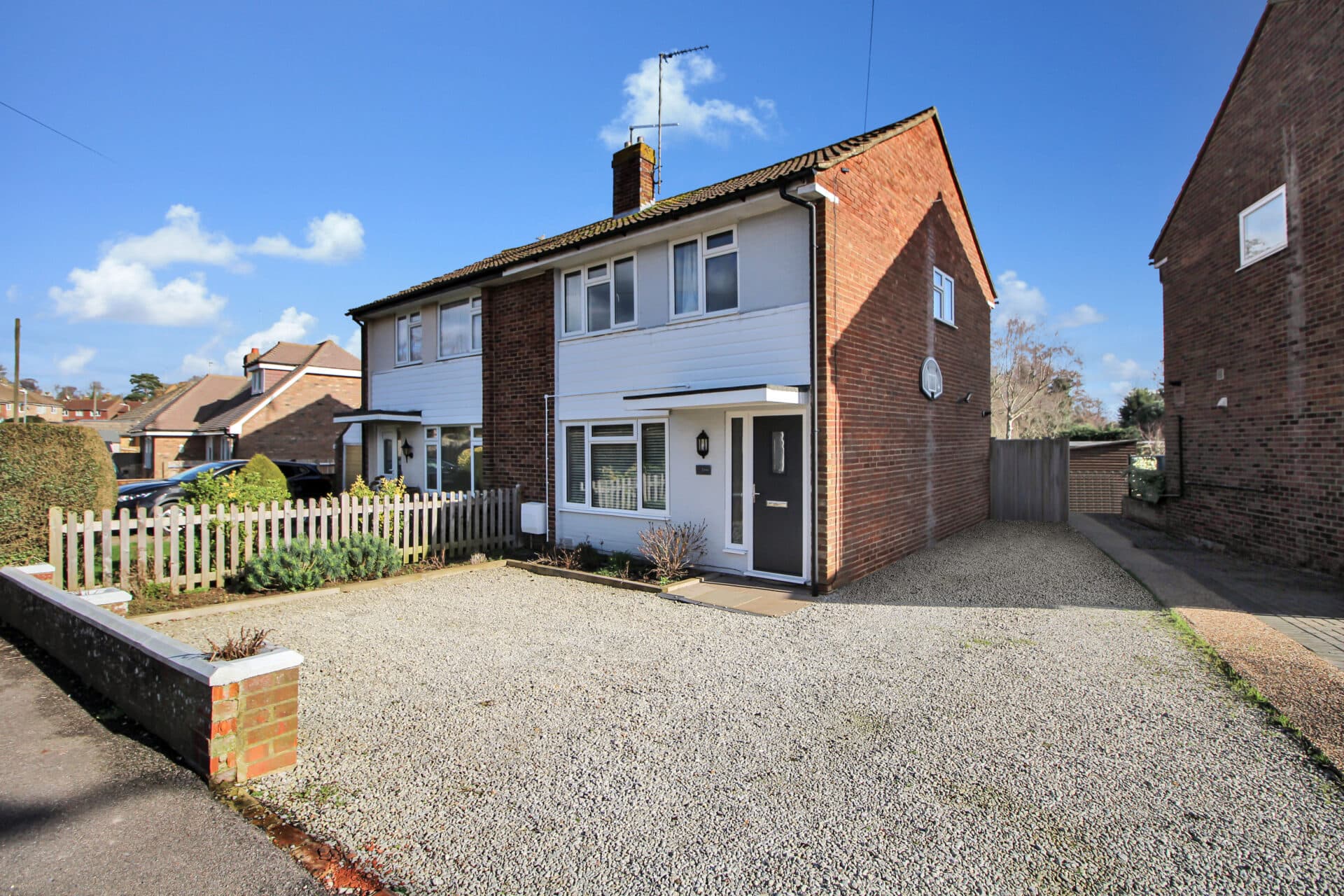 The Pasture, Kennington, TN24