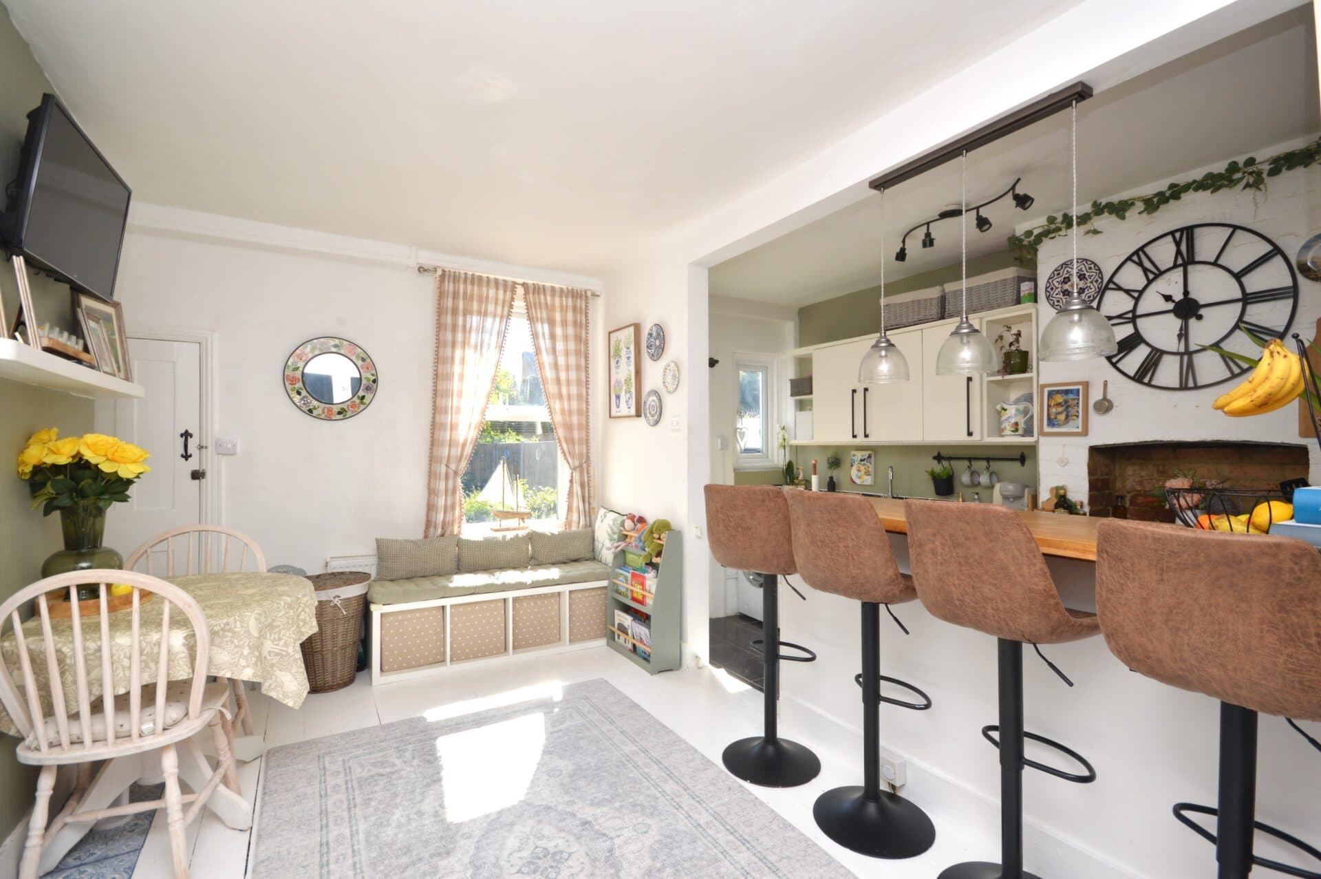 Station Road, Folkestone, CT19