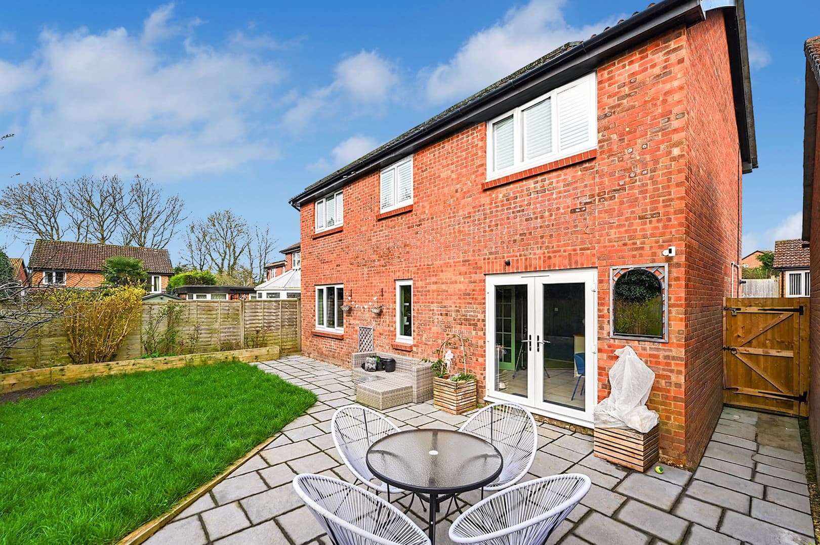 Broadhurst Drive, Kennington, TN24