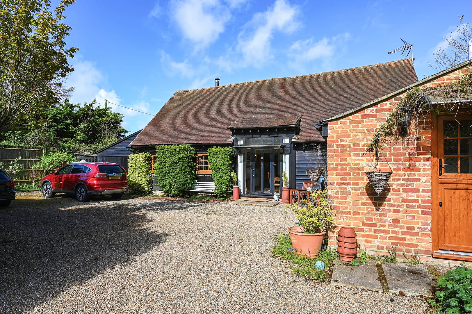 The Street, Mersham, TN25