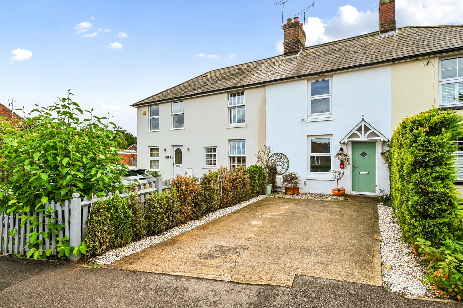 Lower Vicarage Road, Kennington, TN24