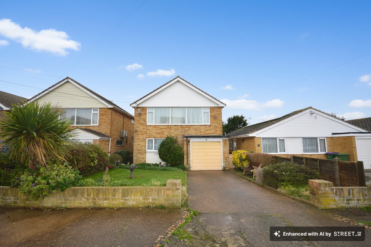 The Parade, Greatstone, TN28