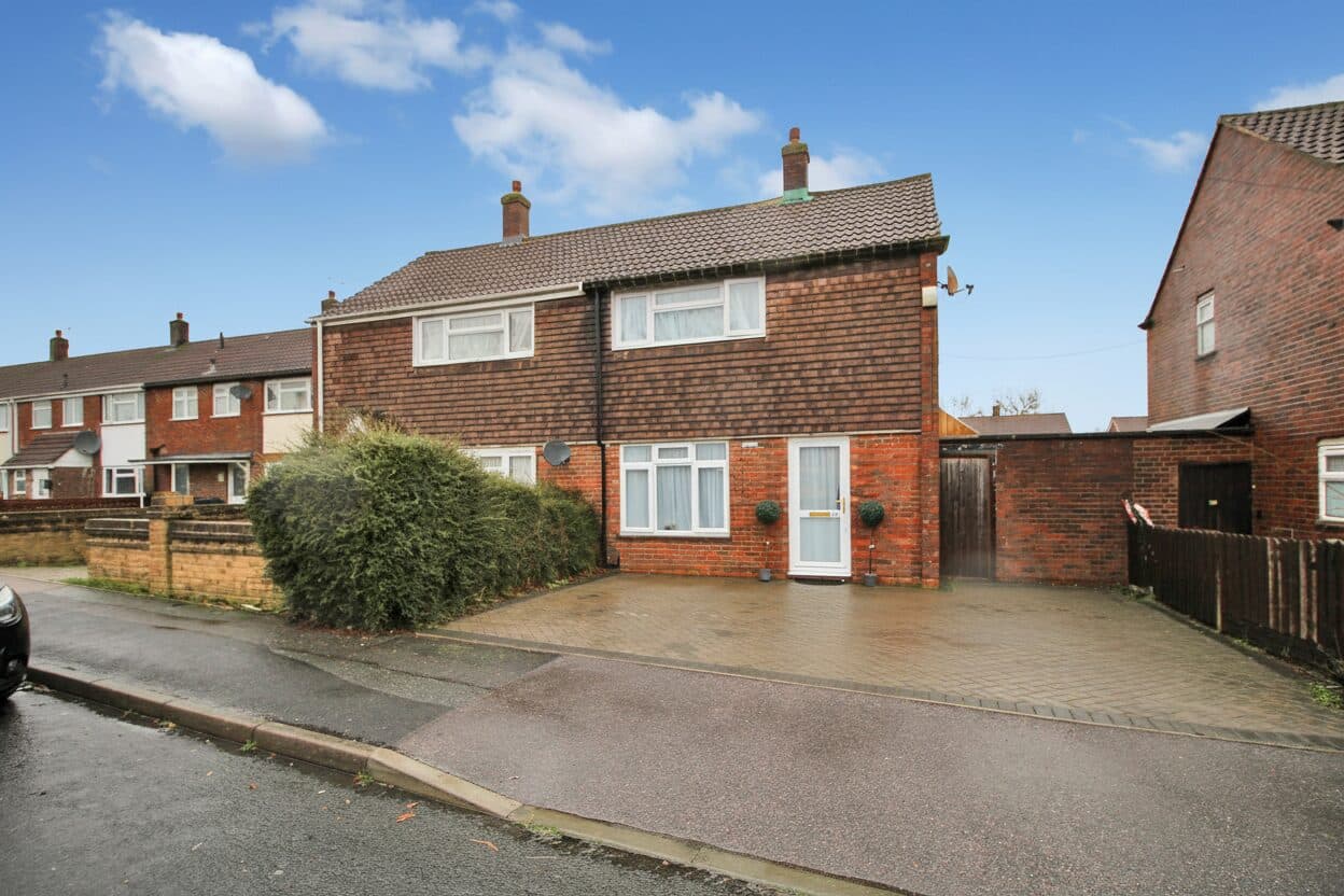 Flaxpond Road, Ashford, TN23