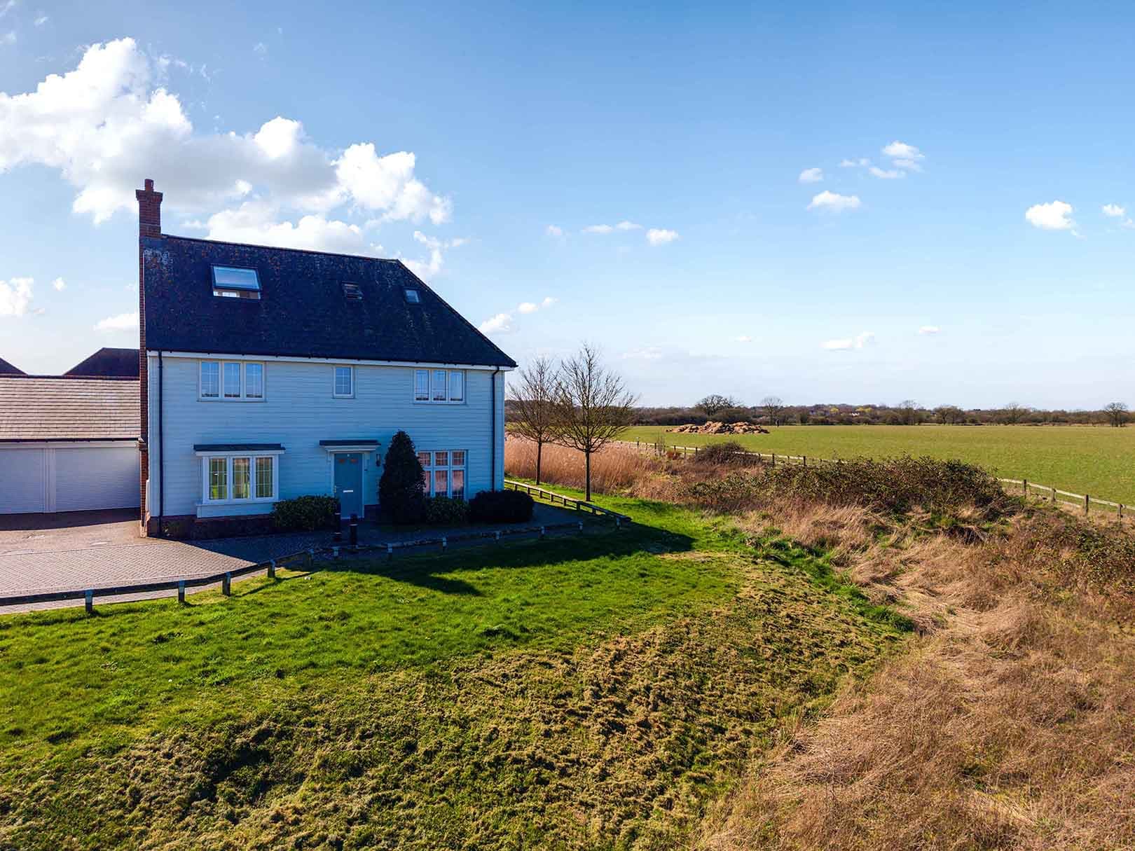 Cormorant Place, Finberry, TN25