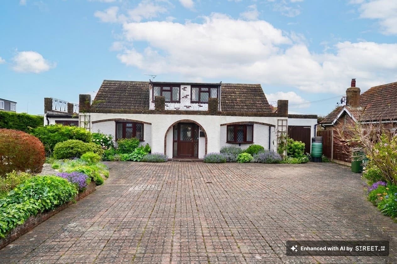 Cobsden Road, St. Marys Bay, TN29