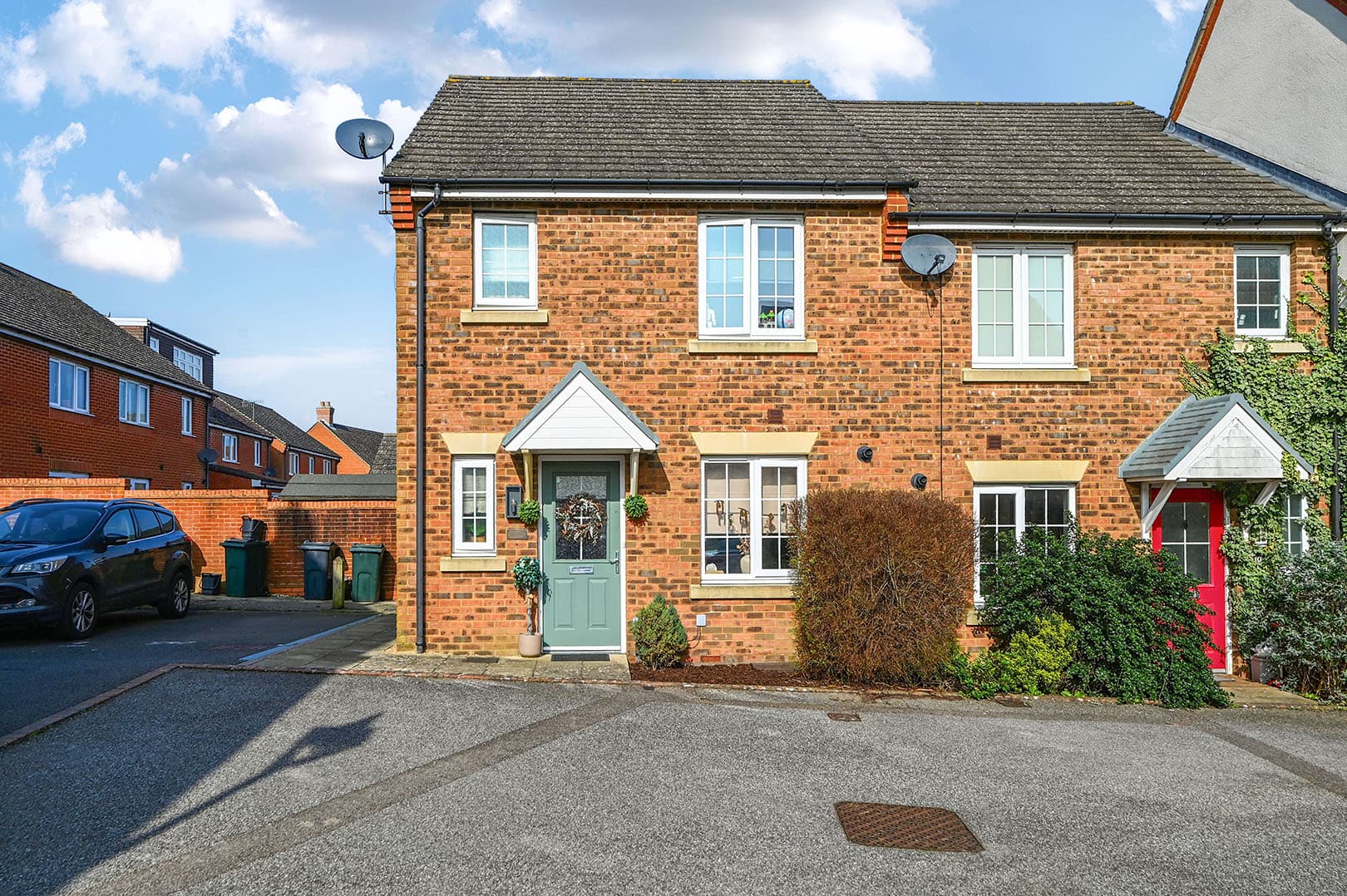 Russett Close, Ashford, TN23