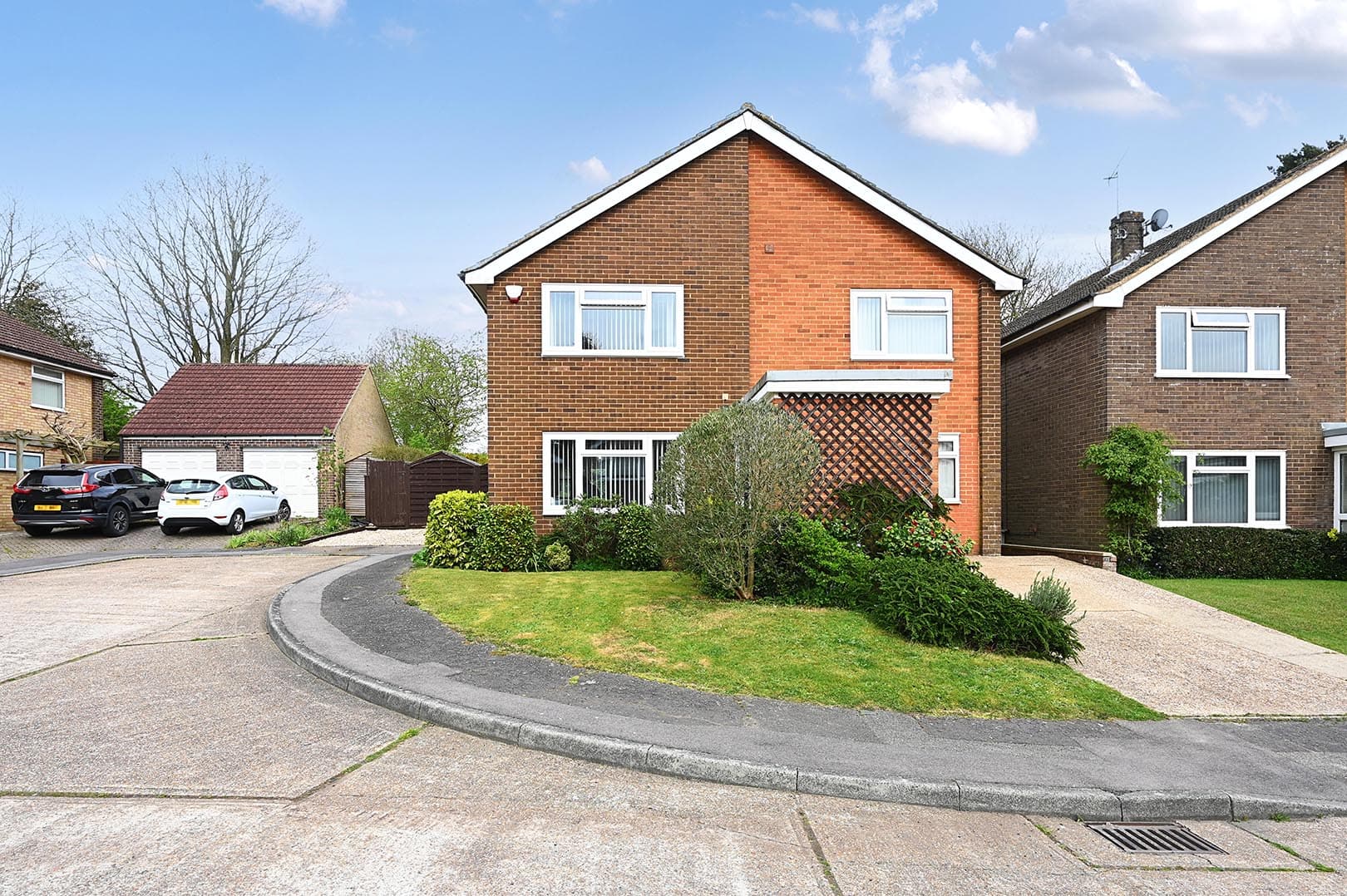 Studio Close, Kennington, TN24