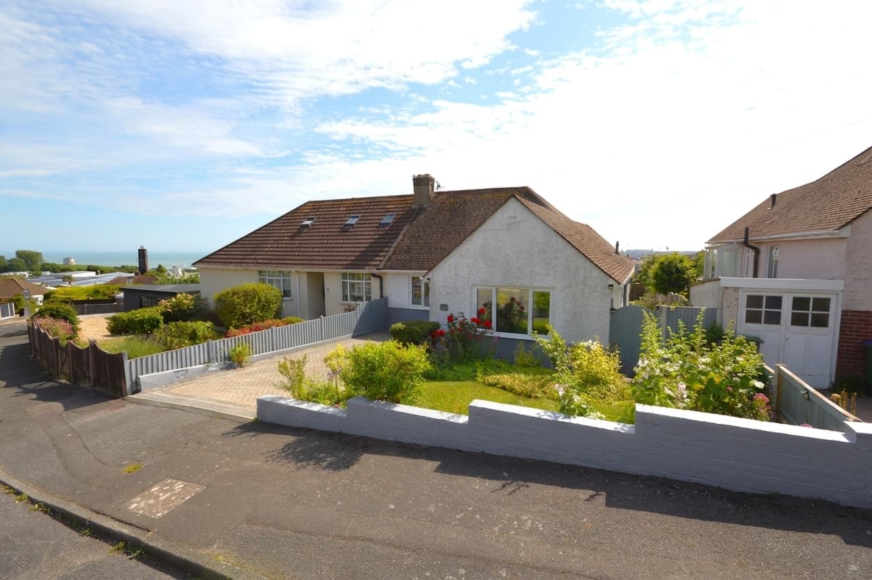 Stanbury Crescent, Folkestone, CT19