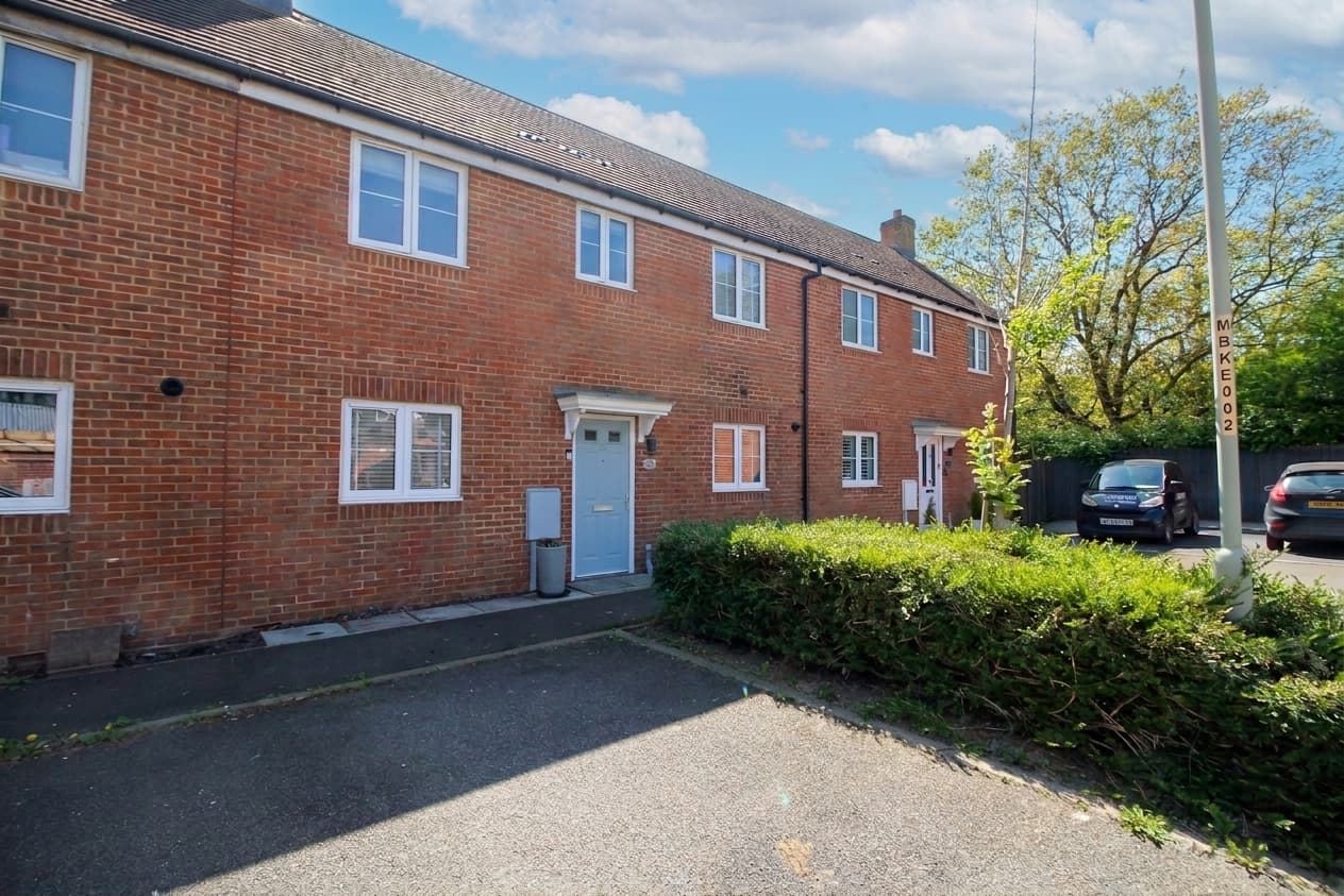 Broadview Close, Kingsnorth, TN25