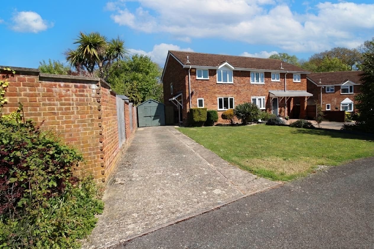 Woodside, Ashford, TN23