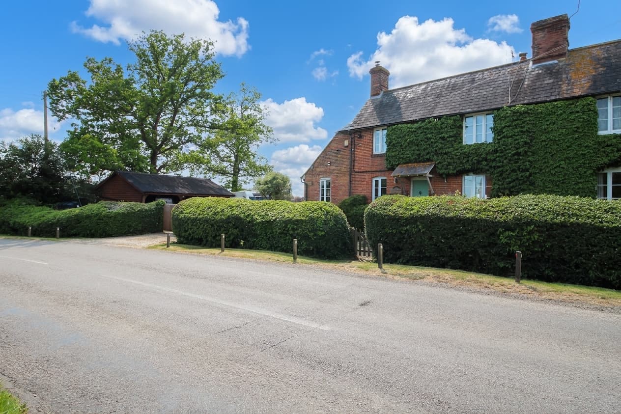 Woodchurch, Ashford, TN26