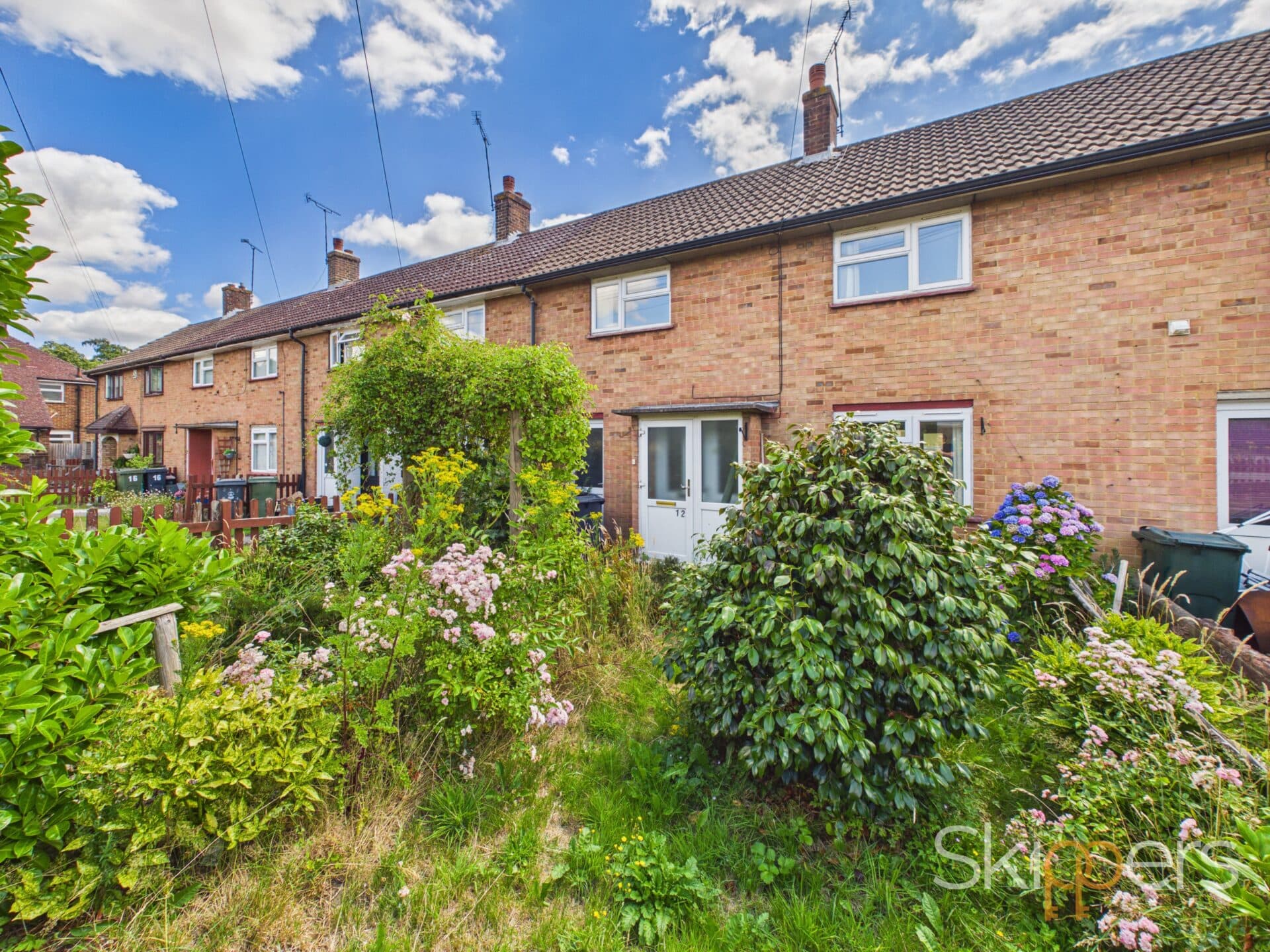 School Road, Hothfield, TN26