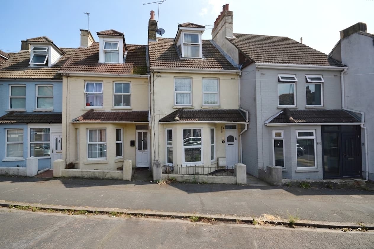 Gladstone Road, Folkestone, CT19