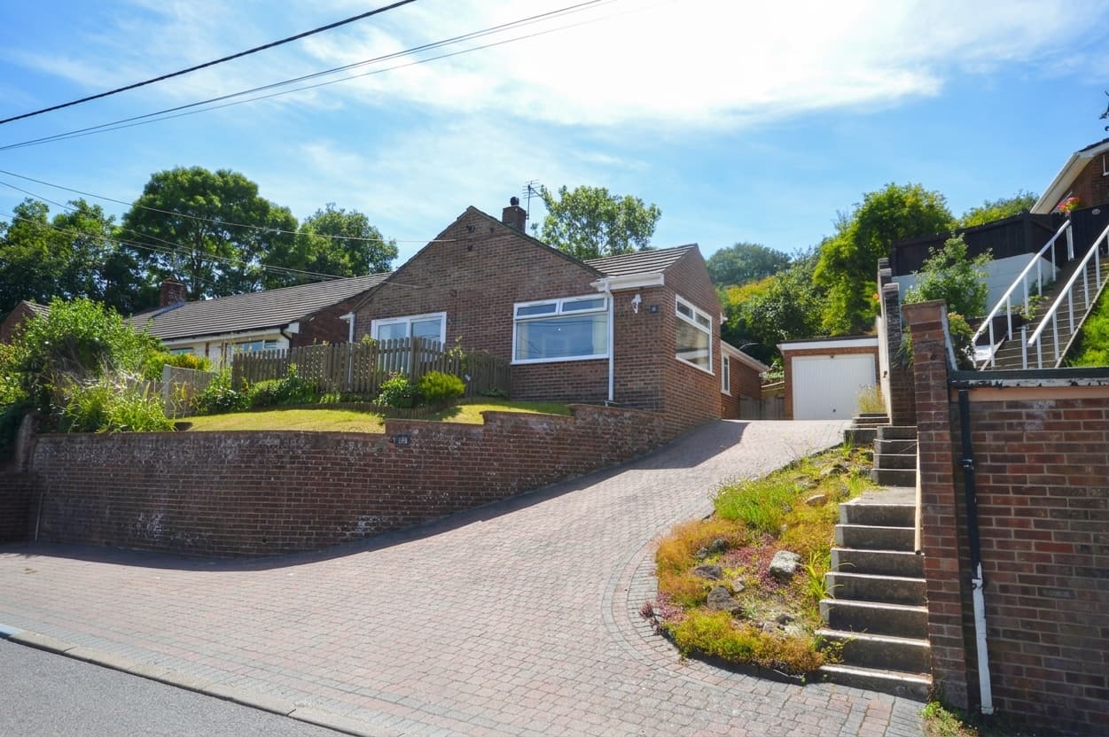 Stonehall Road, Lydden, CT15
