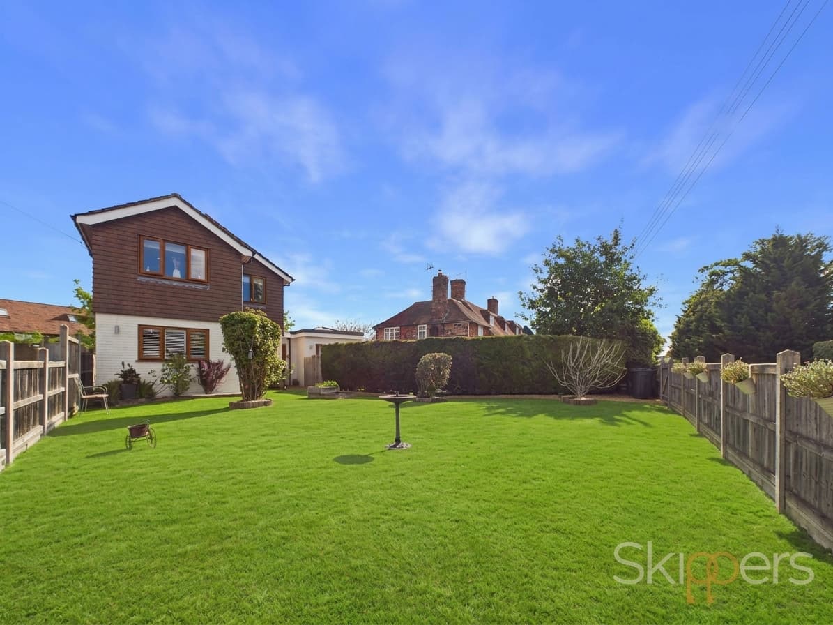 Front Road, Woodchurch, TN26